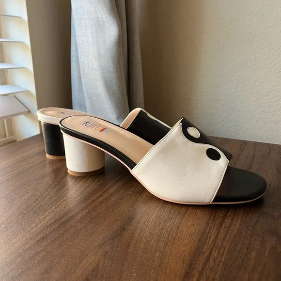 Yin Yang Mules - Picture 2 of 5